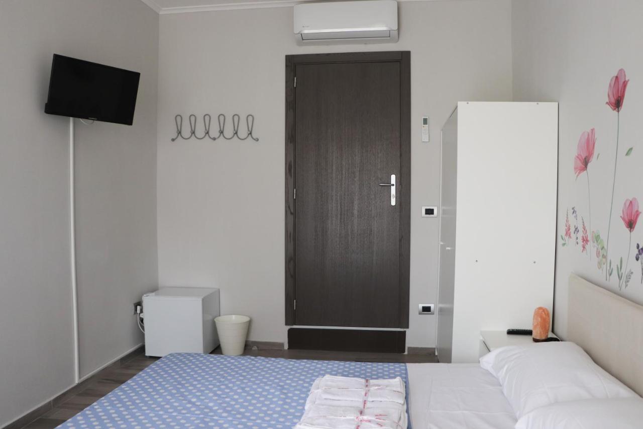 B&B Francesco Fly Naples Luaran gambar